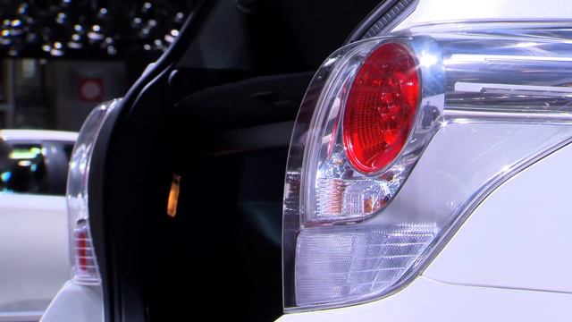 Toyota Verso смотреть онлайн