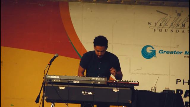 Taylor McFerrin - Parks on Tap - Twilight Music Festival Concert Series смотреть онлайн