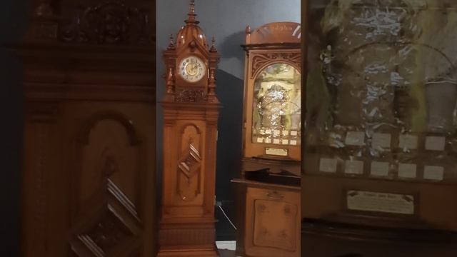 Старинные часы еще идут... Музей Собрание смотреть онлайн
