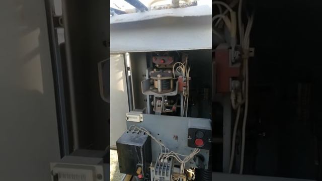 #отключение #энергетик #привод Как отключить вручную ВМТ-110кВ смотреть онлайн