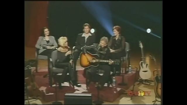 Kris Kristofferson & Lorrie Morgan - Help Me Make It Through The Night