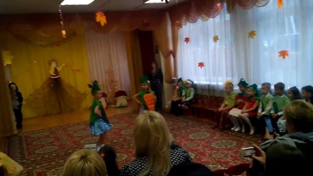 Маргошка танец морковок смотреть онлайн