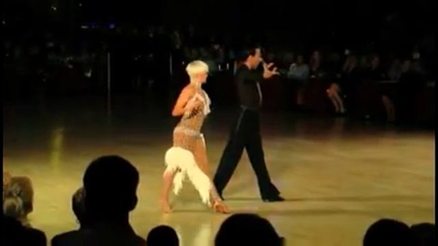 Michael Malitowski and Joanna Leunis - Cha cha cha & Samba & Rumba (Colorado Star Ball 2009) смотреть онлайн
