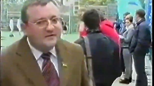 Мяч в голову прилетел под VHS смотреть онлайн