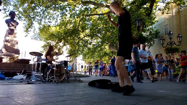 Одесса, июнь 2016, уличные музыканты, Барабаны Страдивари 40 смотреть онлайн