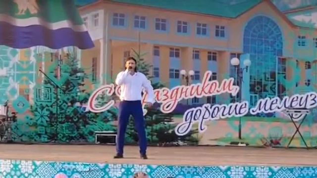 Мелеуз Башкирия. Александр Попов исполняет песню Ярослава Дронова -Шаман " Я Русский ". #ярусский смотреть онлайн