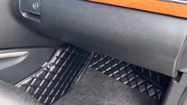 Інтер'єр Mercedes Benz GL 550 X164 смотреть онлайн