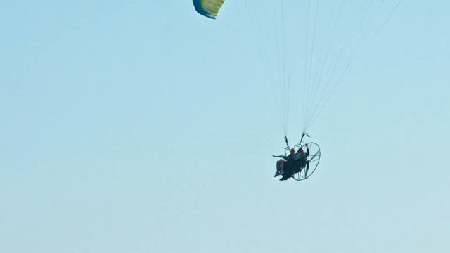 Карлсон который живет на пляже. смотреть онлайн