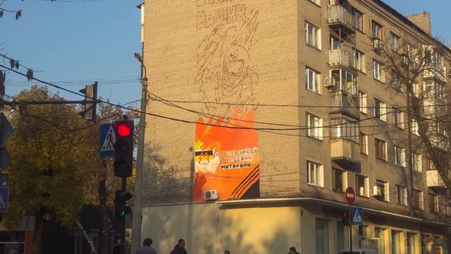 «Вас взорвут». К телохранителю «Моторолы» приходил белый старец смотреть онлайн