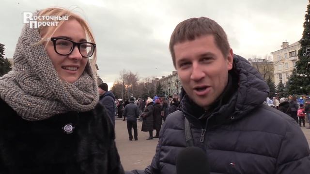 Рождественские гуляния на площади мира. Краматорск (7.01.18) смотреть онлайн