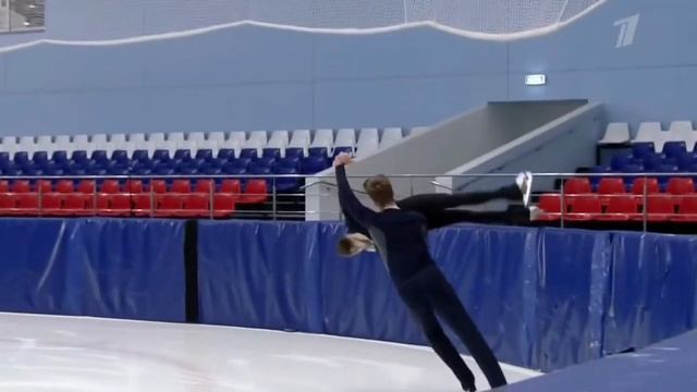 (720p) Короткая программа. Контрольные прокаты среди юниоров - Юлия Артемьева и Алексей Брюханов смотреть онлайн