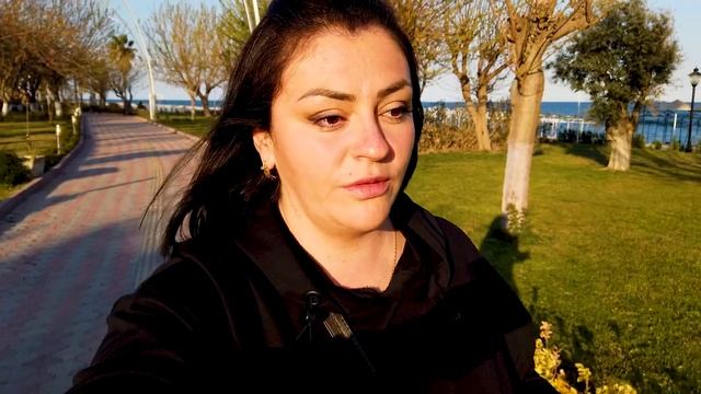 Обзор благоустройства пляжей Кемера, Чемвьюа, Кириш. Как живут котики в Турции. смотреть онлайн