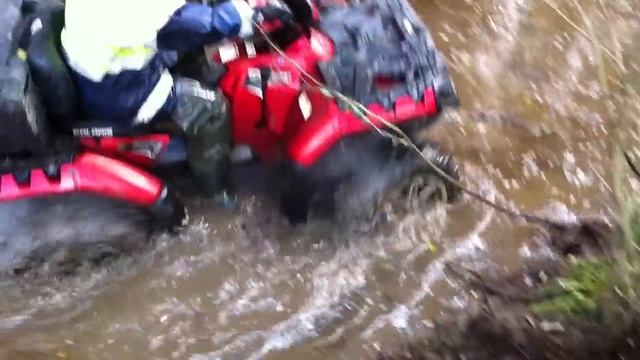 заплыв Polaris Sportsman 550XP ч.2 смотреть онлайн