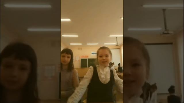 С ЛП В ШКОЛЕ ВЫСТАВЛЯЕМ ОЦЕНКИ смотреть онлайн