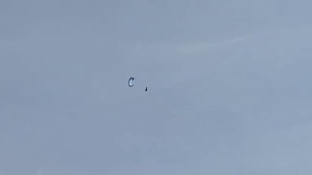 Падение парапланериста. 22 июля. Кобарид. Словения. Paraglider drop. July 22 Kobarid Slovenia. смотреть онлайн