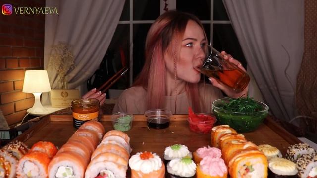 MUKBANG | РОЛЛЫ/СУШИ | SUSHI/ROLLS | не ASMR смотреть онлайн