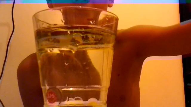 Жидкое масло в воде + соль смотреть онлайн