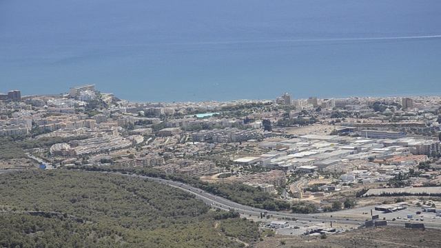 Вид с горы Каламорро, Бенальмадена, Коста дель Соль, Испания (2) смотреть онлайн