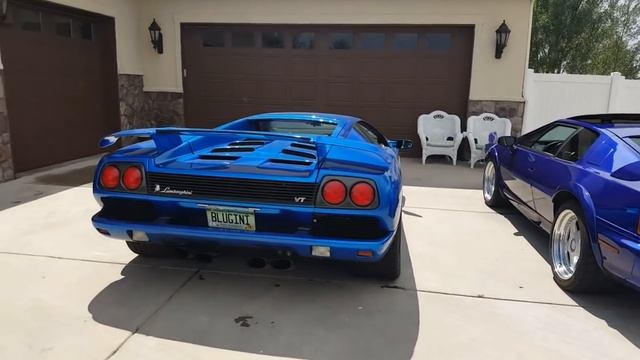 Lotus Esprit V8 Review, Test Drive, and Comparison to Lamborghini Diablo смотреть онлайн