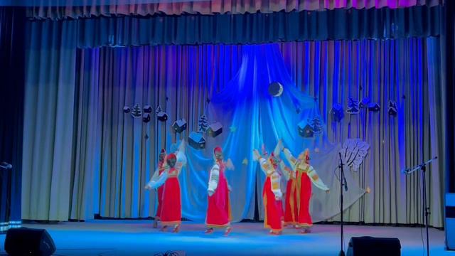 Русский танец «Русский хоровод» смотреть онлайн