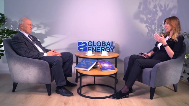 Энергопереход 4.0: что нас ждёт? Интервью с Академиком Сергеем Алексеенко смотреть онлайн