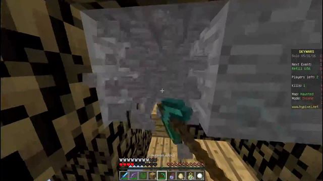 ОН ЛЕЗЕТ! [Minecraft SkyWars Mini-Game] смотреть онлайн