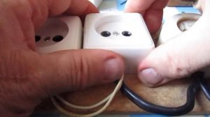 Как сделать Удлинитель на  5 розеток  своими руками.