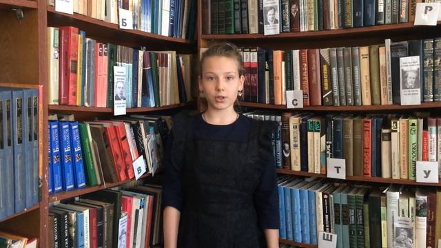 Страна читающая - Алина Сердюкова читает произведение "Свинья под дубом" И.А.Крылова смотреть онлайн