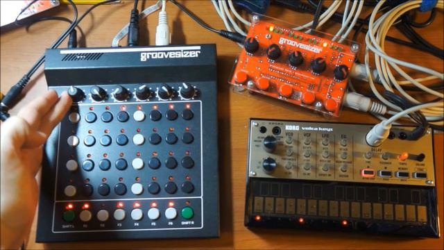 Groovesizer Bravo & Korg Volca Demo смотреть онлайн