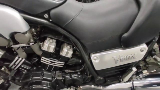 Yamaha V-Max 1200 038134 смотреть онлайн
