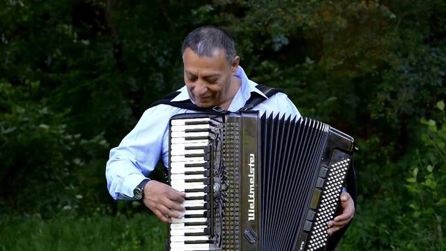 Studio M Buzau si Dan Coreeanu - Instrumentala acordeon смотреть онлайн