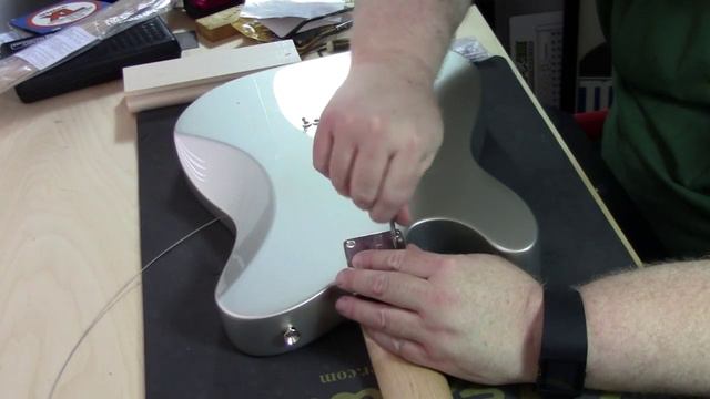 Putting a Neck on a Blacktop Telecaster смотреть онлайн