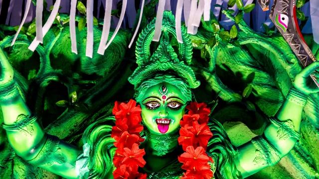 Kali Mantra To Destroy Enemies & Protection MahaKali Bhajan 108 Times Most Powerful 30+ Kali Statue