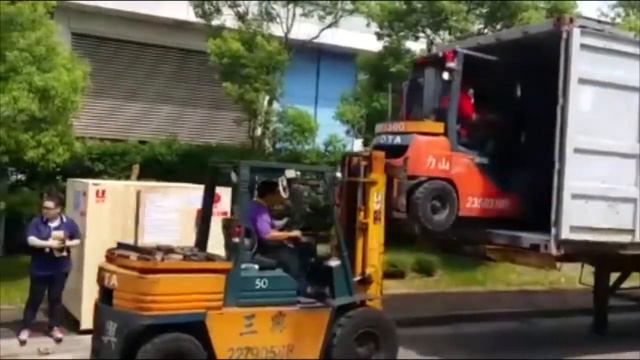 Top 10 forklift accident fails 2017 смотреть онлайн