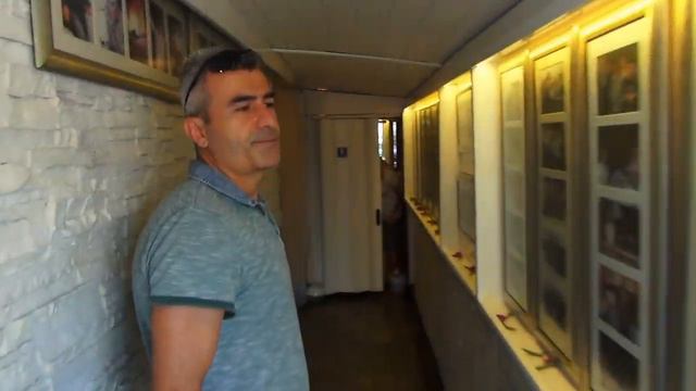 Мы сходили на турецкий завтрак с видом на море смотреть онлайн
