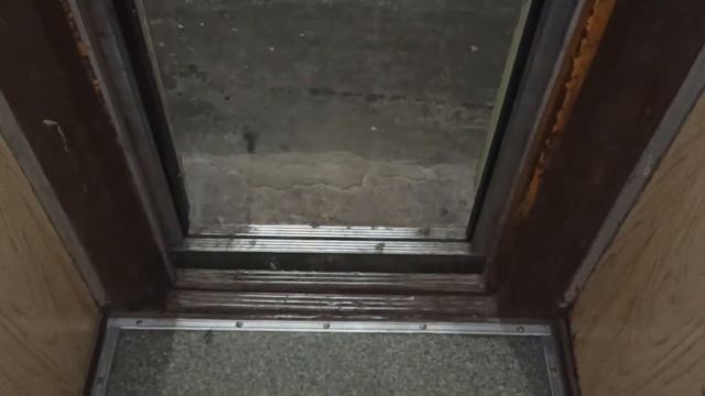 Лифт МЛЗ, г/п 400 кг, V=1 м/с (ул. Товарищеская, 37, подъезд 5, г. Запорожье) смотреть онлайн