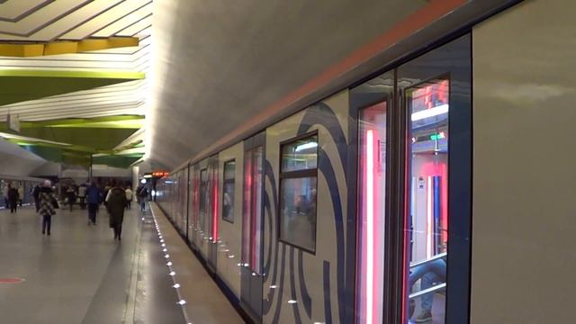 Электропоезд 81-765/766/767 "МОСКВА" №35, станция метро Лермонтовский Проспект смотреть онлайн