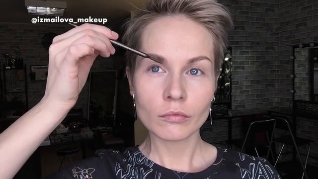 Анна Измайлова Макияж для голубых глаз. Питер. Сенная. Кофе. смотреть онлайн