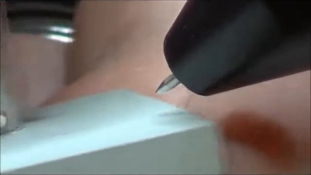 Импульсно-дуговая сварка штифта из ковара к никелерованной поверхности керамического блока смотреть онлайн