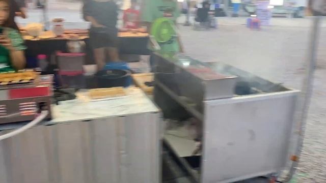 Краби. Ао-Нанг. Ночной рынок Landmark. Местная еда и вещевой рынок. Морепродукты. Тайланд. смотреть онлайн