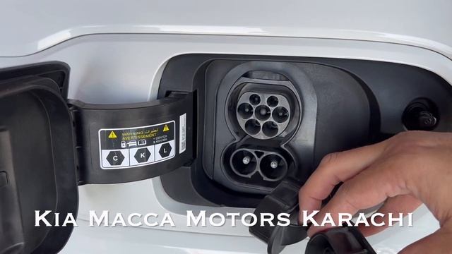 Kia Stinger & Kia Niro Ev Display Unit at Kia Macca Motors Karachi Pakistan | Smr Automobile смотреть онлайн