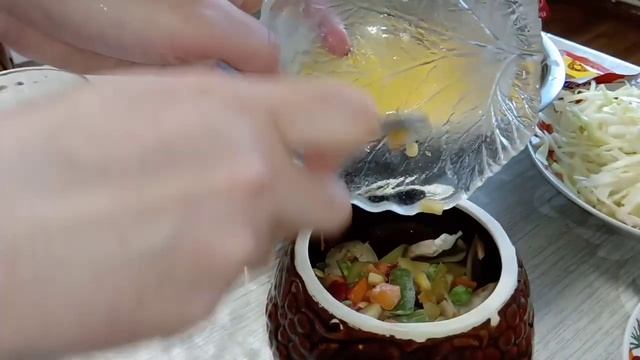 6 вкусных блюд в горшочках