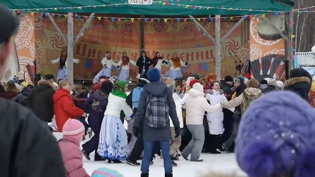 Пляски на Масленицу в Этномире смотреть онлайн
