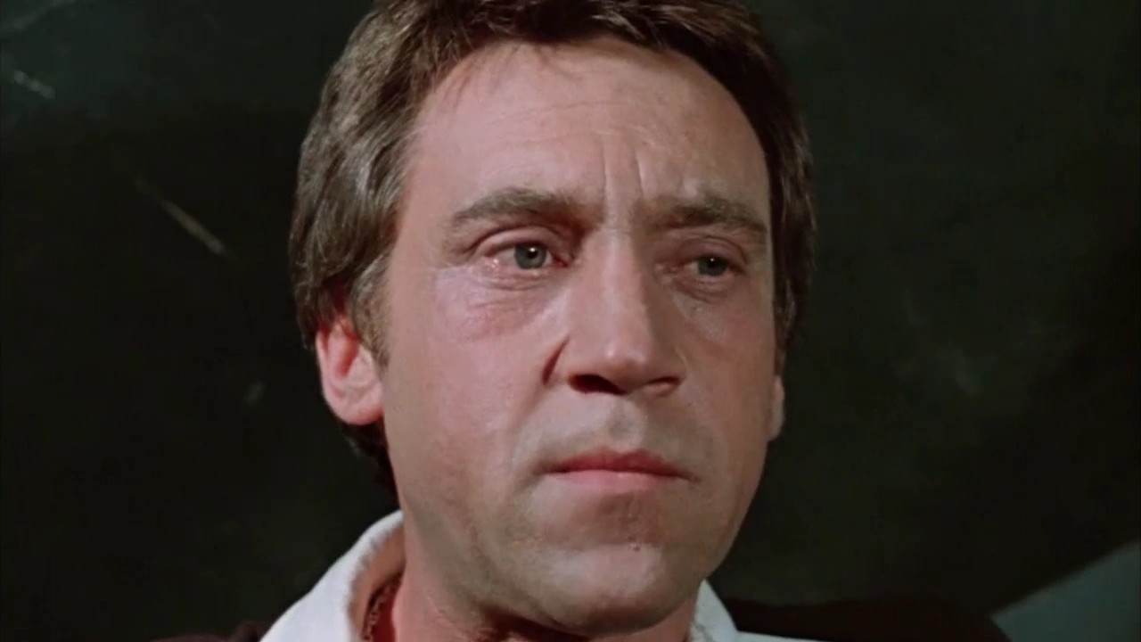 Вор должен сидеть в тюрьме! смотреть онлайн