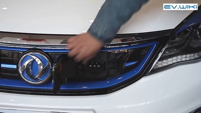 Электромобиль Dongfeng fengshen E70 2018 chaoxiang смотреть онлайн