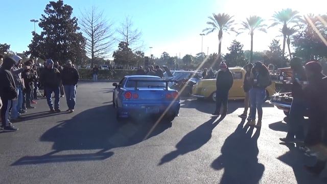 R34 GTR IN USA! Arrives at Coffee and Cars! смотреть онлайн