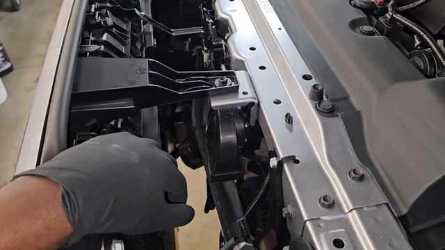 TOP 5 COMMON PROBLEMS WITH THE 3RD GEN TOYOTA TUNDRA! смотреть онлайн