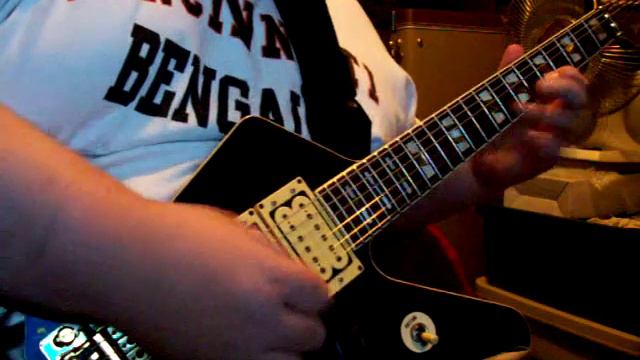 1985 Ibanez DT555 Destroyer - white noise trash demo смотреть онлайн