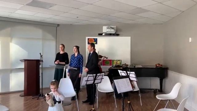 Он рождён для нашего спасения! Христианская песня смотреть онлайн