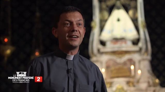La cathédrale du Puy-en-Velay - Région Auvergne - Le Monument Préféré des Français смотреть онлайн